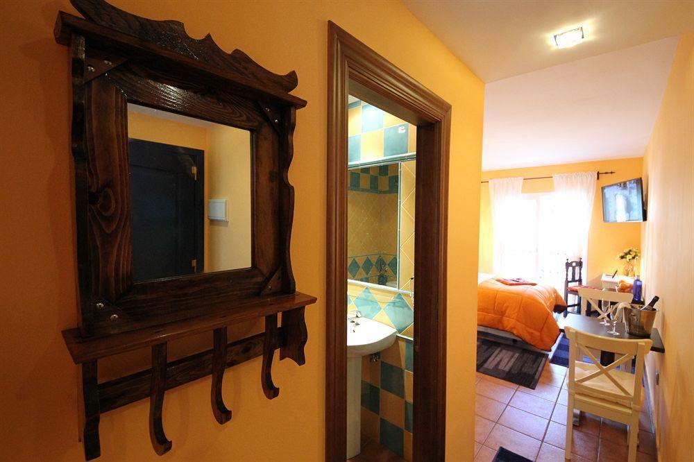 La Plazoleta Hotel เบนัลมาเดนา ภายนอก รูปภาพ