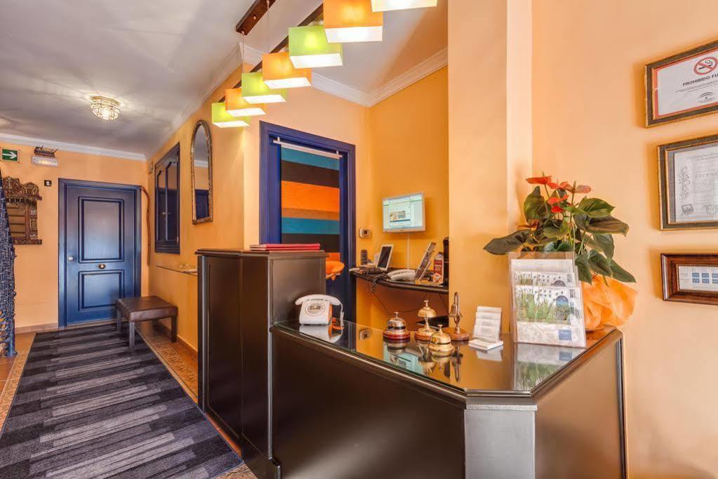 La Plazoleta Hotel เบนัลมาเดนา ภายนอก รูปภาพ